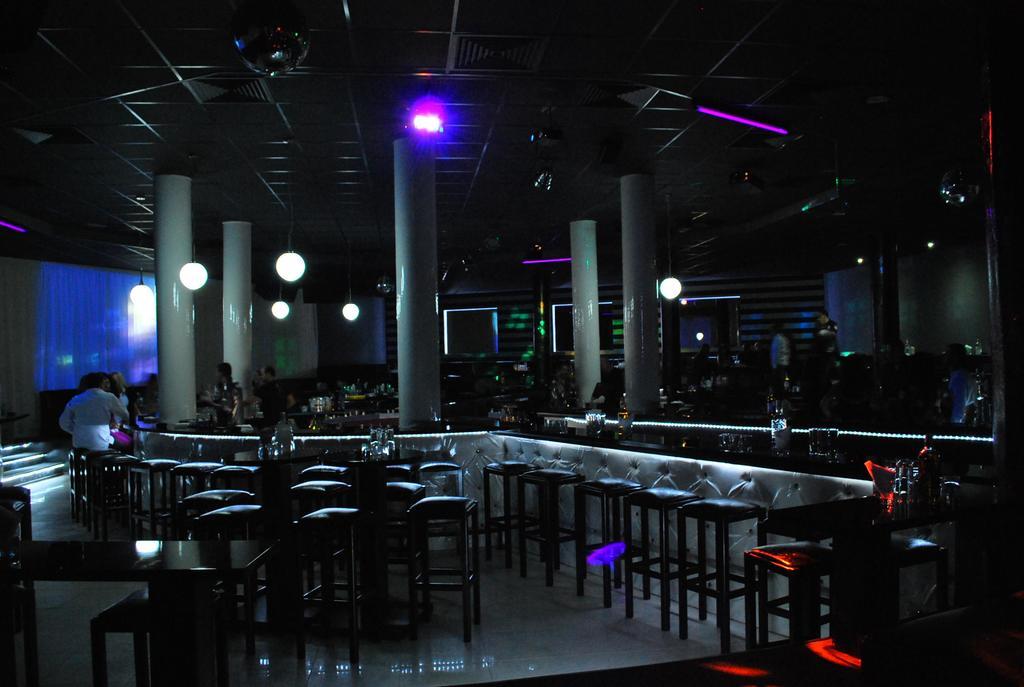 בורובץ Iceberg Hotel מראה חיצוני תמונה